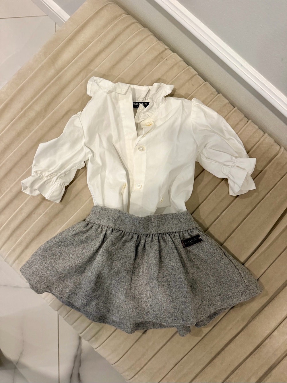 Balmain Paris Baby Girl Ruffle Blouse & Gray Wool Gathered Skirt Set – 3M